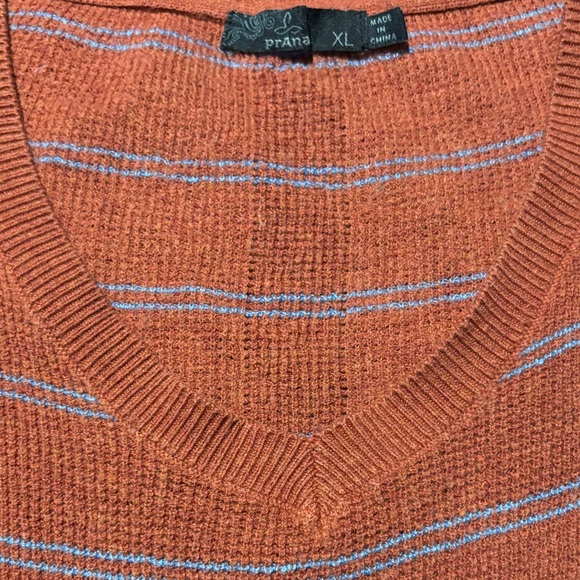Prana Milani v neck waffle knit sweater with “gingerbread stripe” color. - Picture 3 of 9